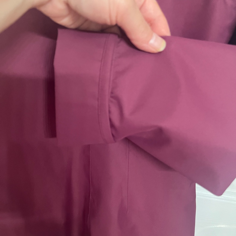 NWOT Athleta Women’s Maroon Raincoat size small - Picture 7 of 15